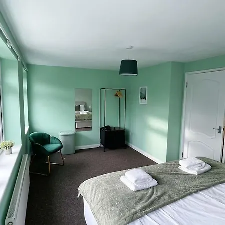 Spacious House In Brighton With Large Garden And Free Parking Falmer Exterior photo