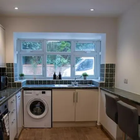 Spacious House In Brighton With Large Garden And Free Parking Falmer Exterior photo