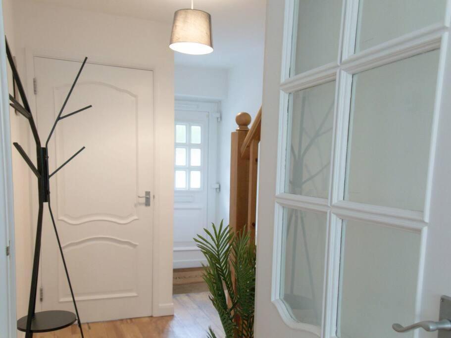 Spacious House In Brighton With Large Garden And Free Parking Apartment *